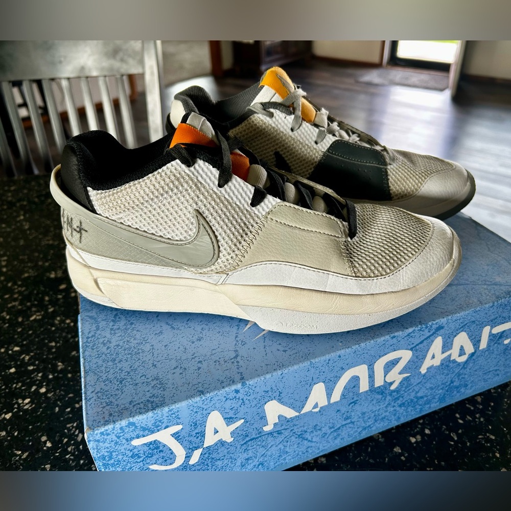 Nike Men's JA1 Basketball Shoes